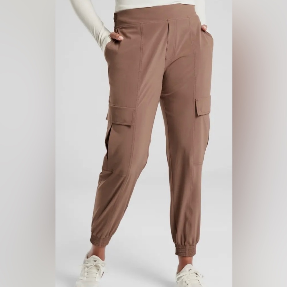 EUC Athleta Brown Chelsea Utility Jogger, mushroom, size 8